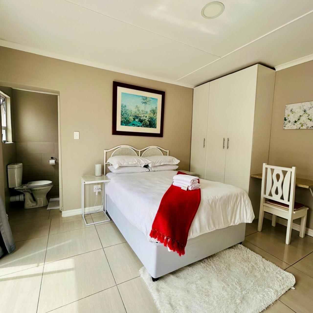 Hidden Bliss Guesthouse East London Quarto foto